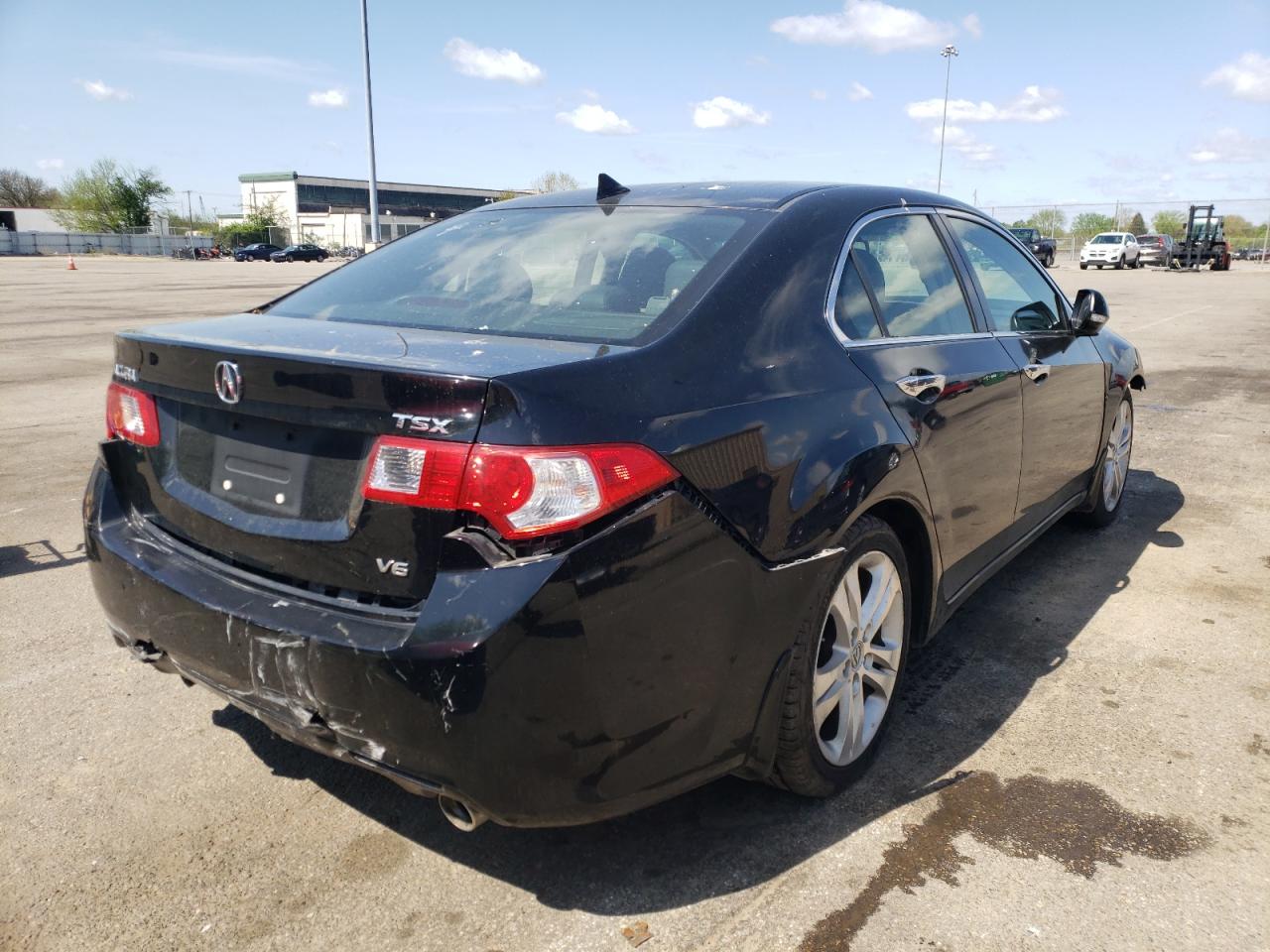 Photo 4 from auction – 2010 ACURA TSX with VIN JH4CU4F4XAC002677