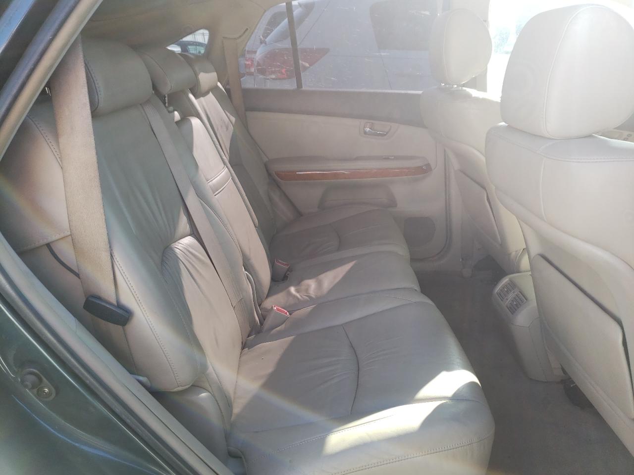 Photo 6 from auction – 2004 LEXUS RX 330 with VIN JTJHA31U040022800