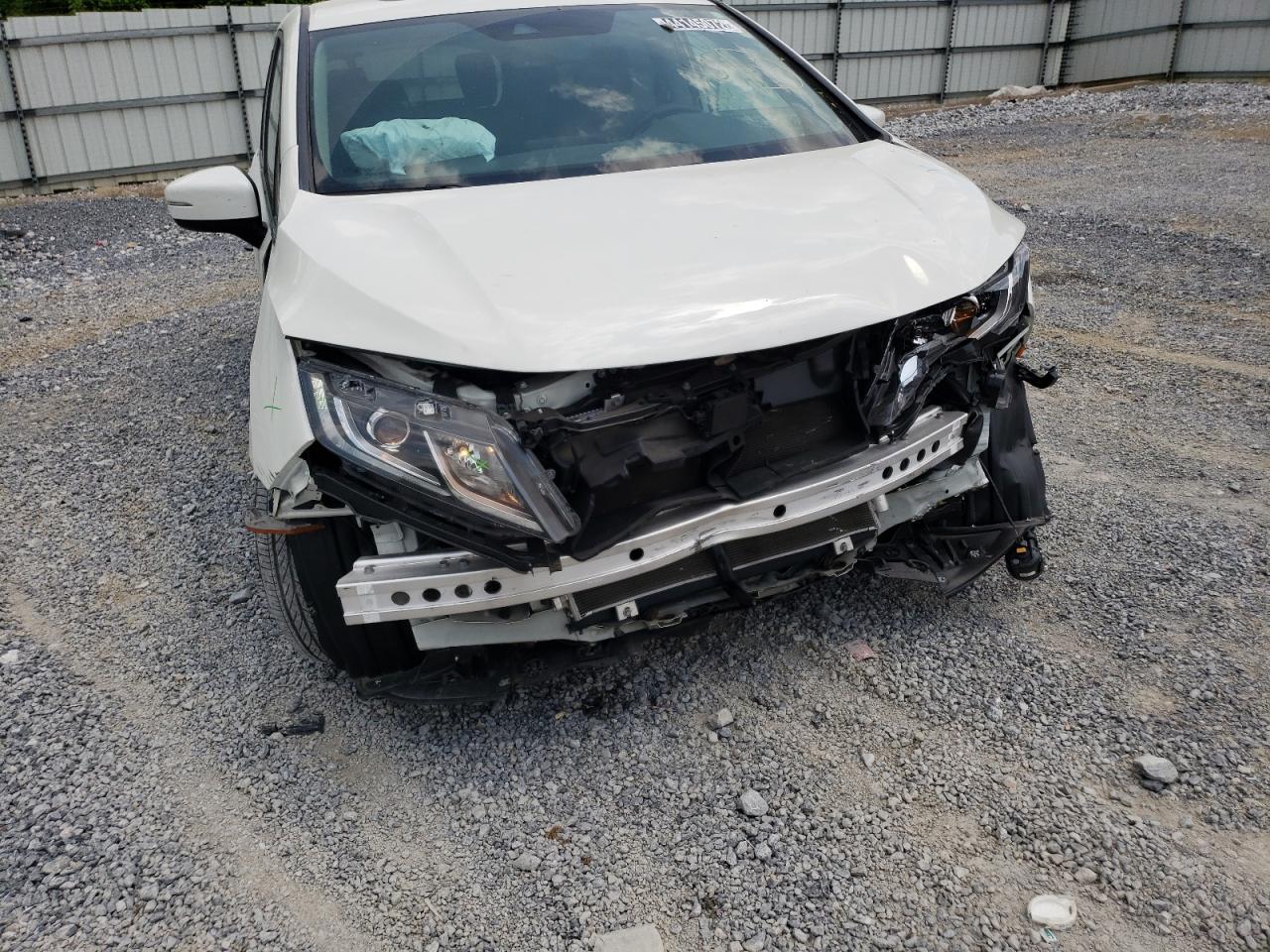 Photo 9 from auction – 2018 HONDA ODYSSEY EX with VIN 5FNRL6H77JB061822