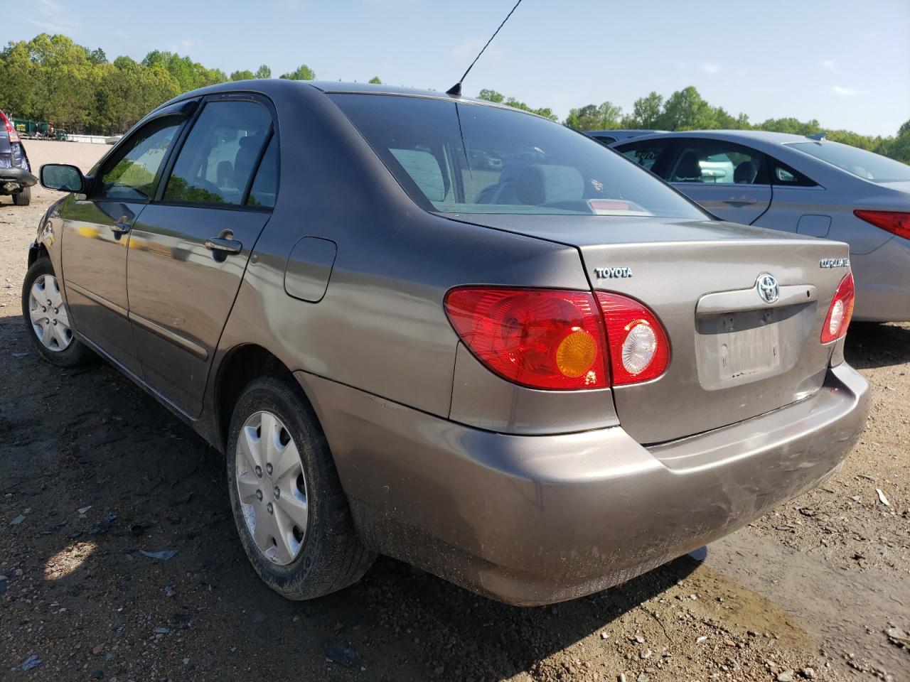 Photo 3 from auction – 2003 TOYOTA COROLLA CE with VIN 1NXBR32E03Z166228