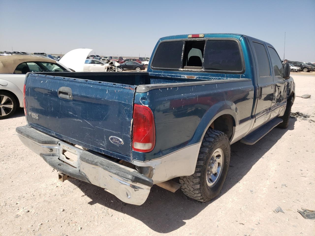 صورة رقم 4 من المزاد - 2002 FORD F250 SUPER مع VIN 1FTNW20F22EC93751