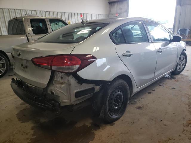 Photo 4 from auction – 2017 KIA FORTE LX with VIN 3KPFK4A71HE116270