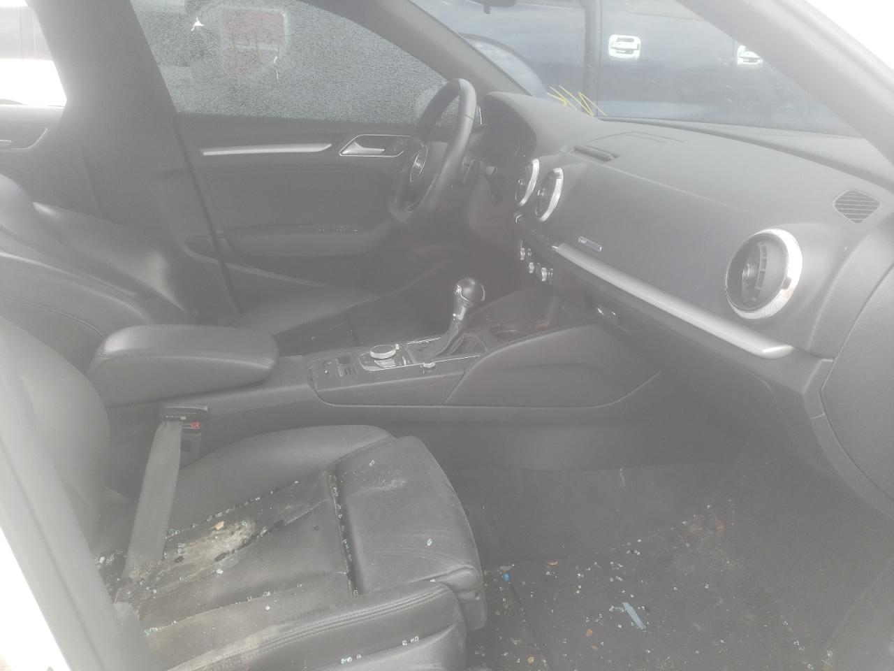 Photo 5 from auction – 2018 AUDI A3 PREMIUM with VIN WAUAUGFF3J1027165