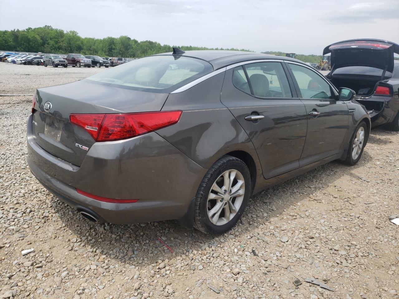 Photo 4 from auction – 2013 KIA OPTIMA EX with VIN 5XXGN4A77DG181699