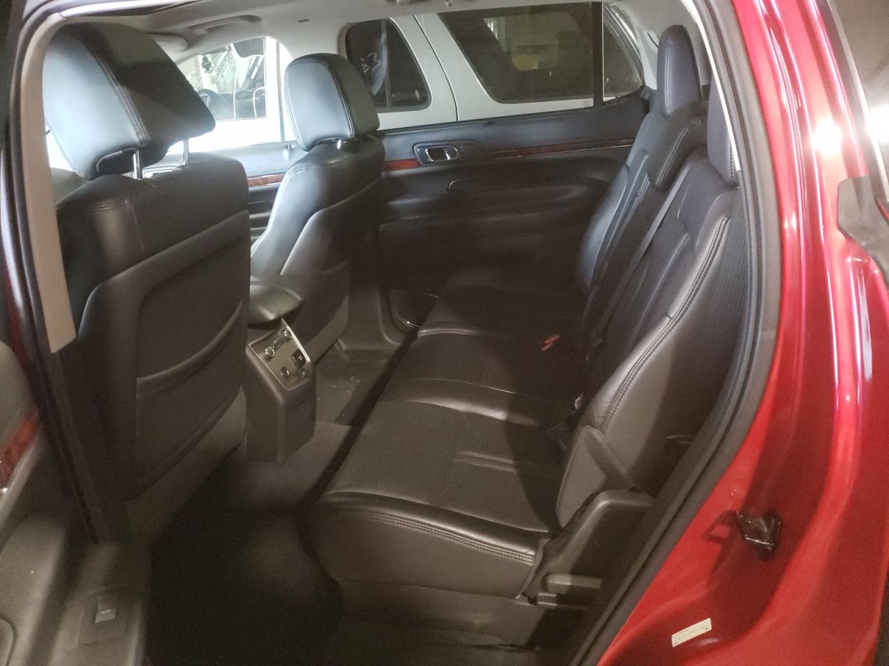 Photo 6 from auction – 2010 LINCOLN MKT with VIN 2LMHJ5AT8ABJ12566