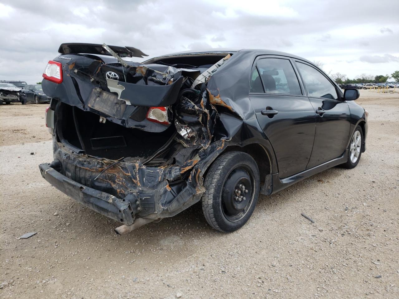 Photo 4 from auction – 2013 TOYOTA COROLLA BA with VIN 5YFBU4EE5DP088757