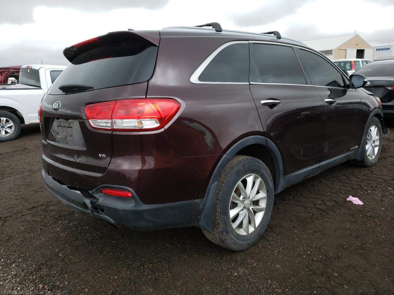 Photo 4 from auction – 2016 KIA SORENTO LX with VIN 5XYPGDA54GG059553