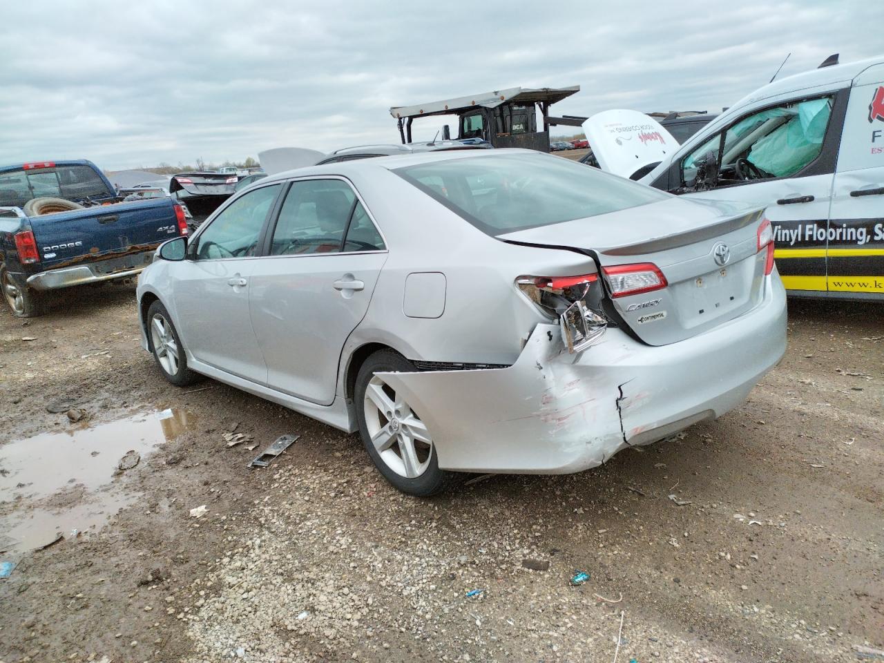 Photo 3 from auction – 2013 TOYOTA CAMRY L with VIN 4T1BF1FK4DU240622