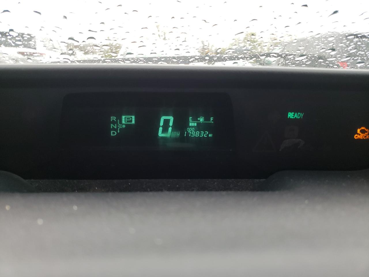 Photo 8 from auction – 2007 TOYOTA PRIUS with VIN JTDKB20U273289702