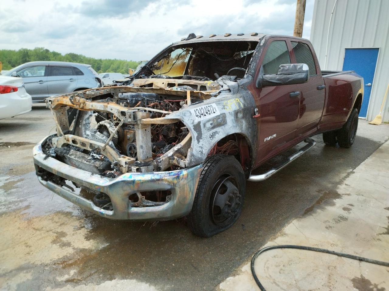 Photo 2 from auction – 2019 RAM 3500 TRADE with VIN 3C63RRGL4KG618113