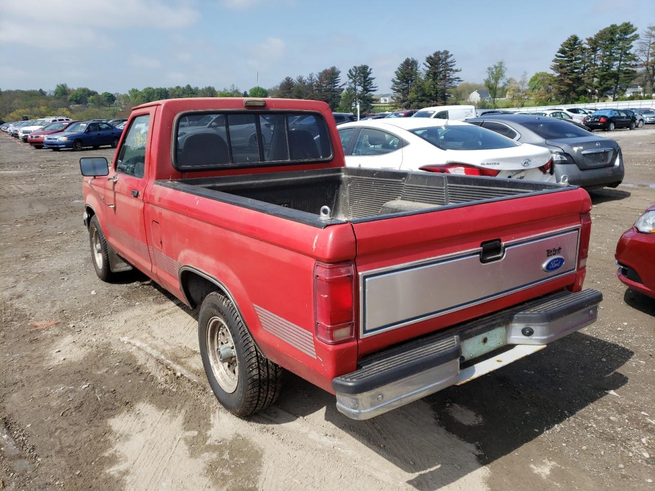 Photo 3 from auction – 1992 FORD RANGER with VIN 1FTCR10A3NTA75668
