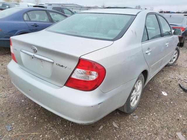 Photo 4 from auction – 2004 TOYOTA CAMRY LE with VIN 4T1BF32K44U570553