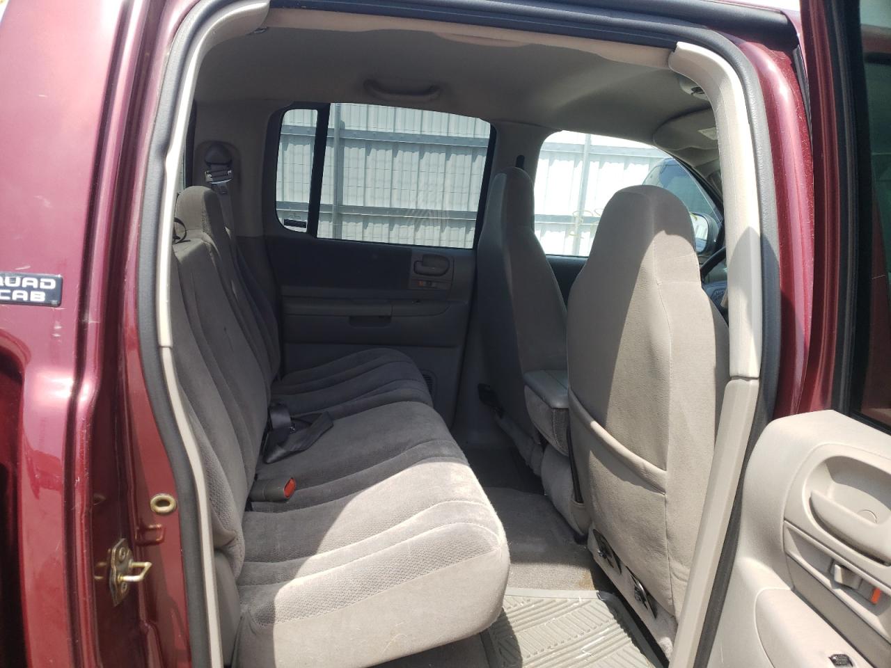 Photo 6 from auction – 2001 DODGE DAKOTA QUA with VIN 1B7GG2AN21S104236