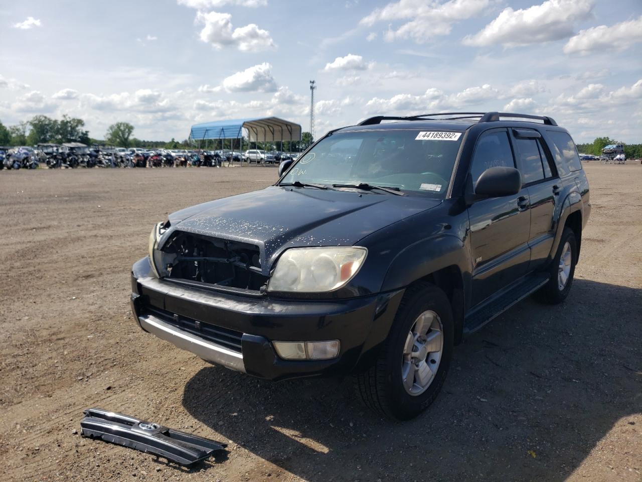 Photo 2 from auction – 2003 TOYOTA 4RUNNER SR with VIN JTEZU14R038007946