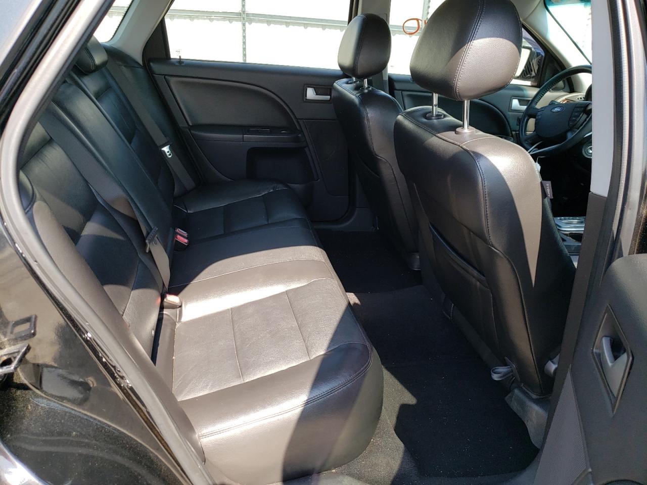 Photo 6 from auction – 2005 FORD FIVE HUNDR with VIN 1FAHP28195G197844