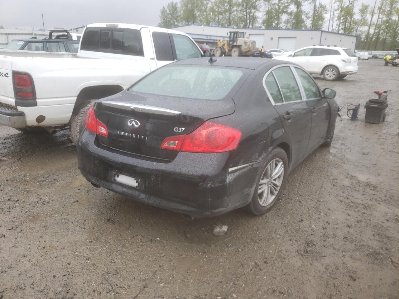 Photo 4 from auction – 2011 INFINITI G37 BASE with VIN JN1CV6AP7BM302767