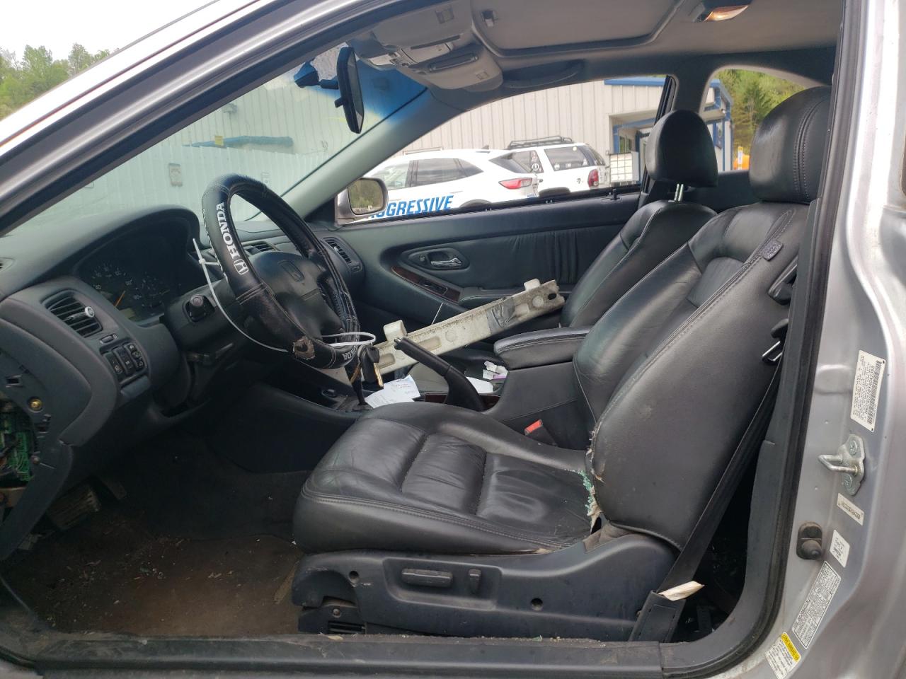 Photo 5 from auction – 2000 HONDA ACCORD EX with VIN 1HGCG2256YA042368