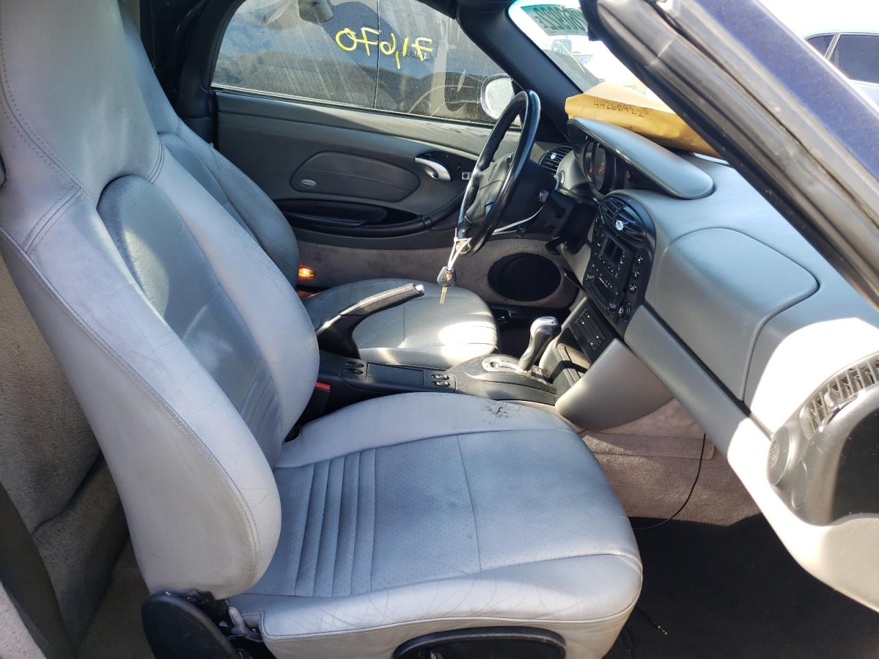 Photo 5 from auction – 2000 PORSCHE BOXSTER with VIN WP0CA2981YU620116