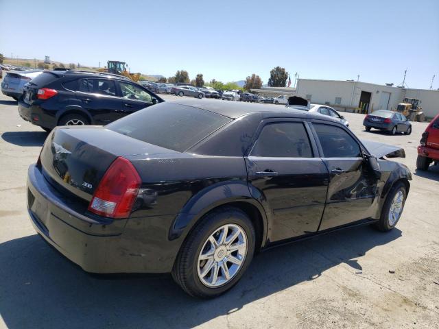 Photo 4 from auction – 2006 CHRYSLER 300 with VIN 2C3KA43R76H501435