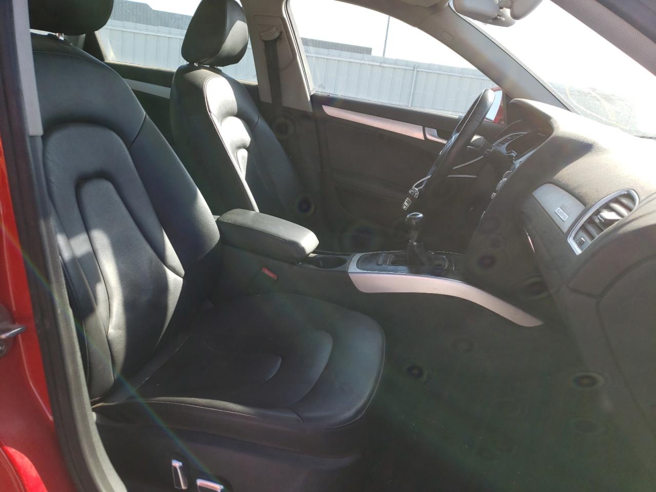 Photo 5 from auction – 2014 AUDI A4 PREMIUM with VIN WAUDFAFL8EN000388