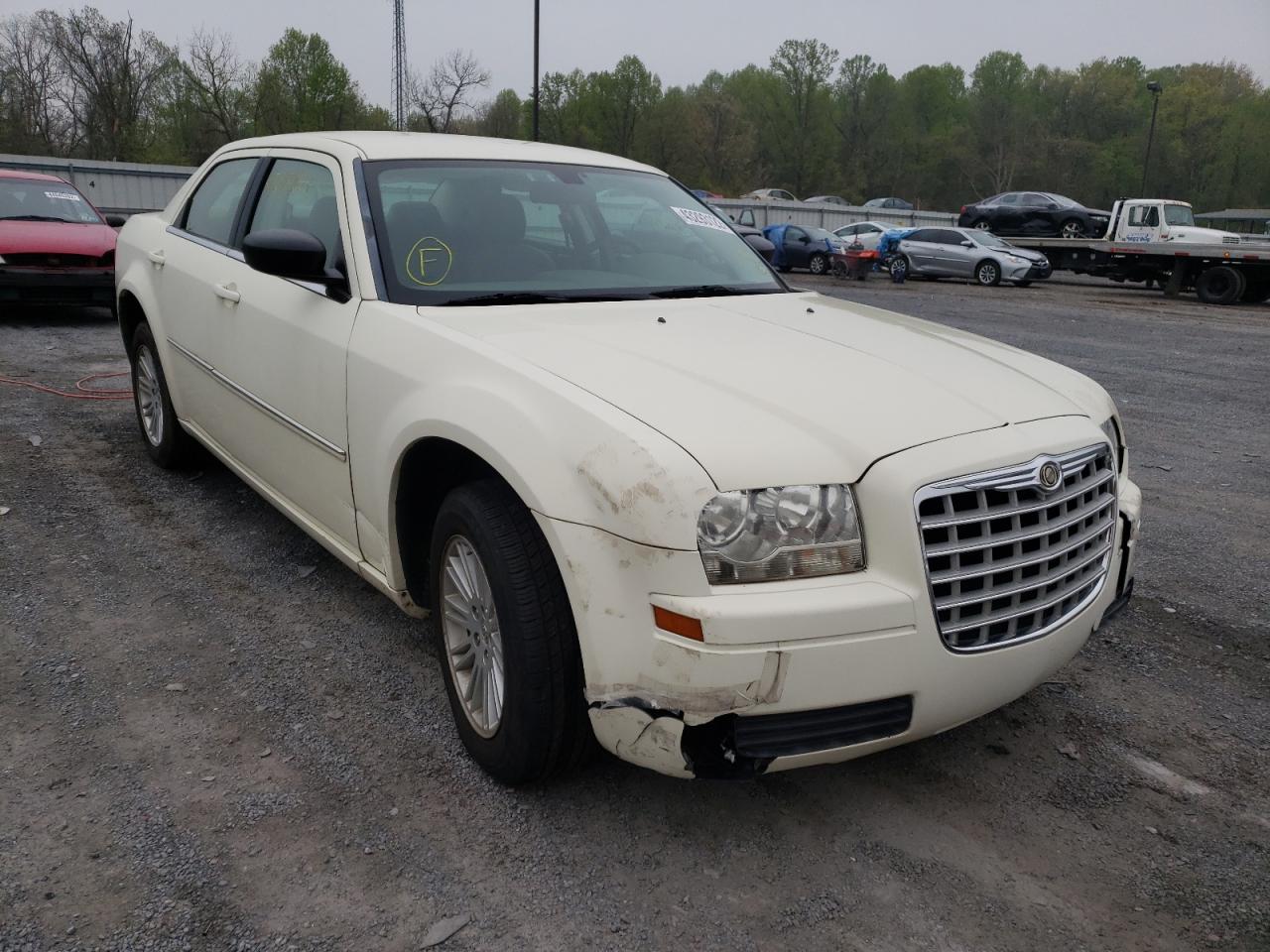 CHRYSLER 300 LX 2009 with VIN 2C3KA43D09H628536 - Photo from auction