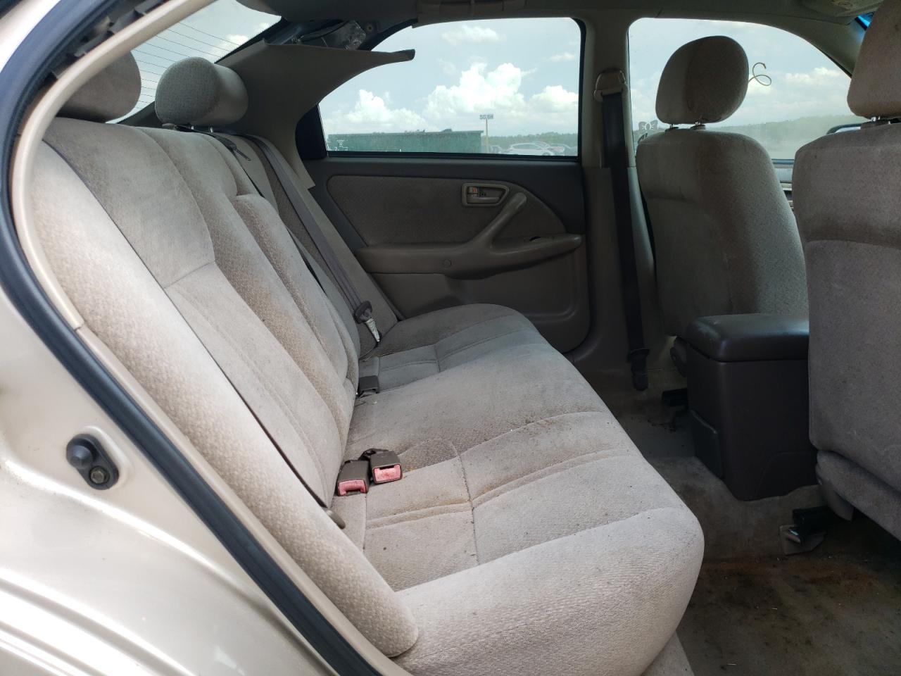 Photo 6 from auction – 2000 TOYOTA CAMRY CE with VIN 4T1BG22K2YU969720