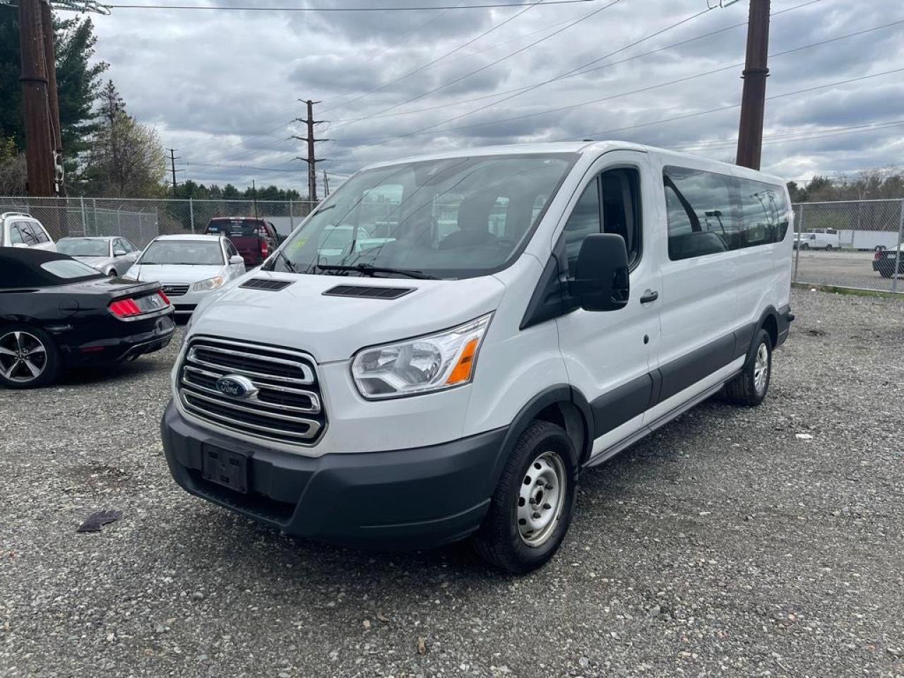Photo 2 from auction – 2017 FORD TRANSIT T- with VIN 1FBZX2ZM8HKB14093