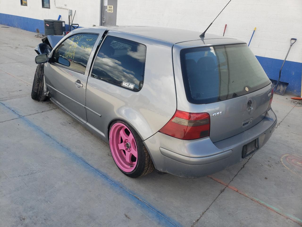 Photo 3 from auction – 2004 VOLKSWAGEN GTI with VIN 9BWDE61J644002899