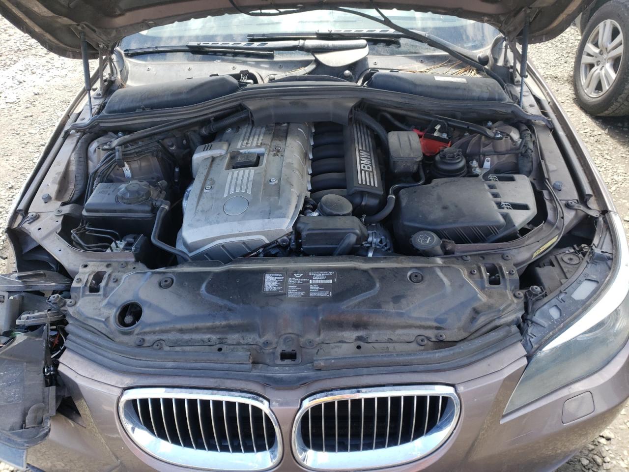 Photo 7 from auction – 2007 BMW 530 XI with VIN WBANF73517CU28699