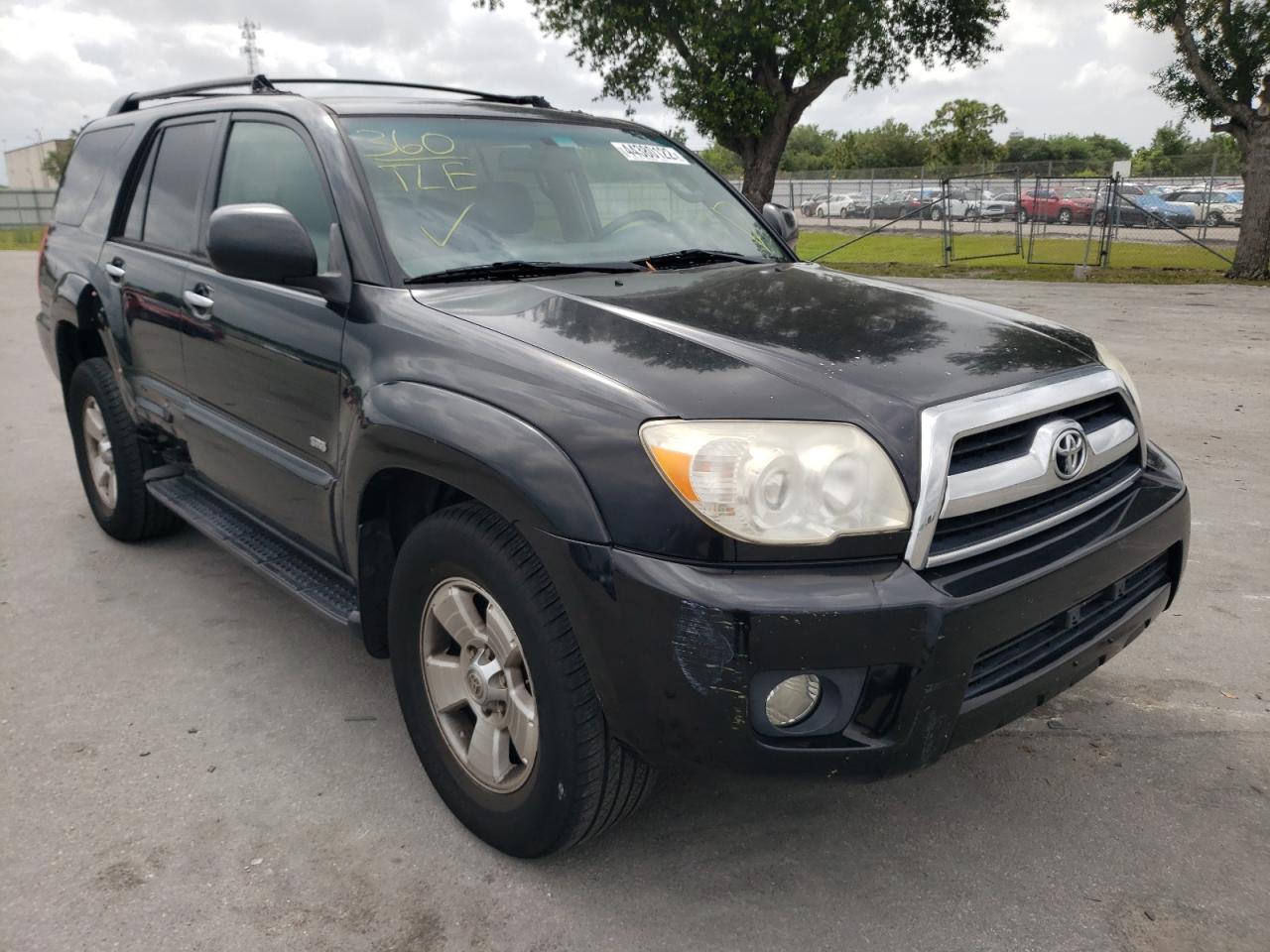 TOYOTA 4RUNNER SR 2006 with VIN JTEZU14R368047183 - Photo from auction
