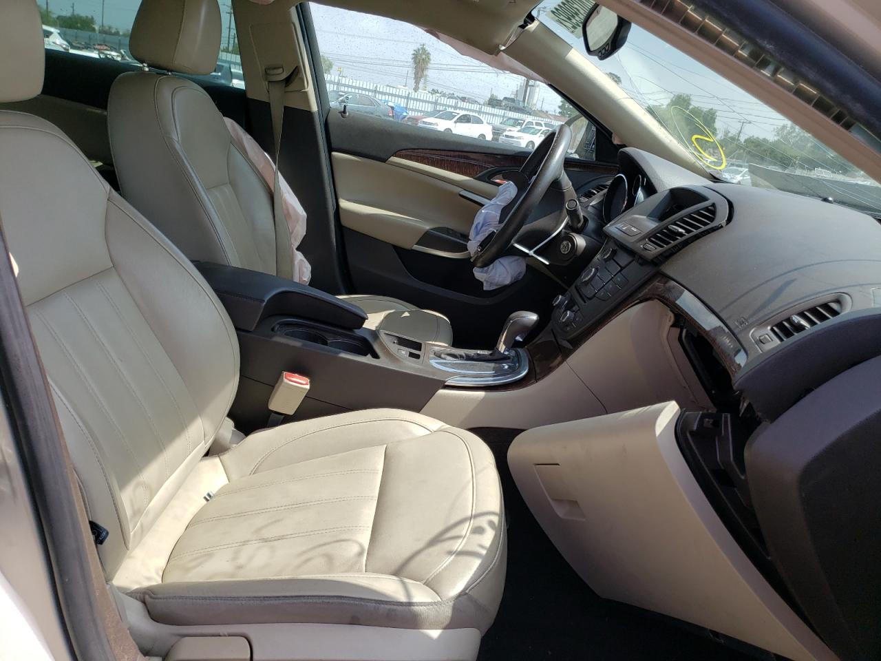 Photo 5 from auction – 2012 BUICK REGAL with VIN 2G4GR5EK1C9139703