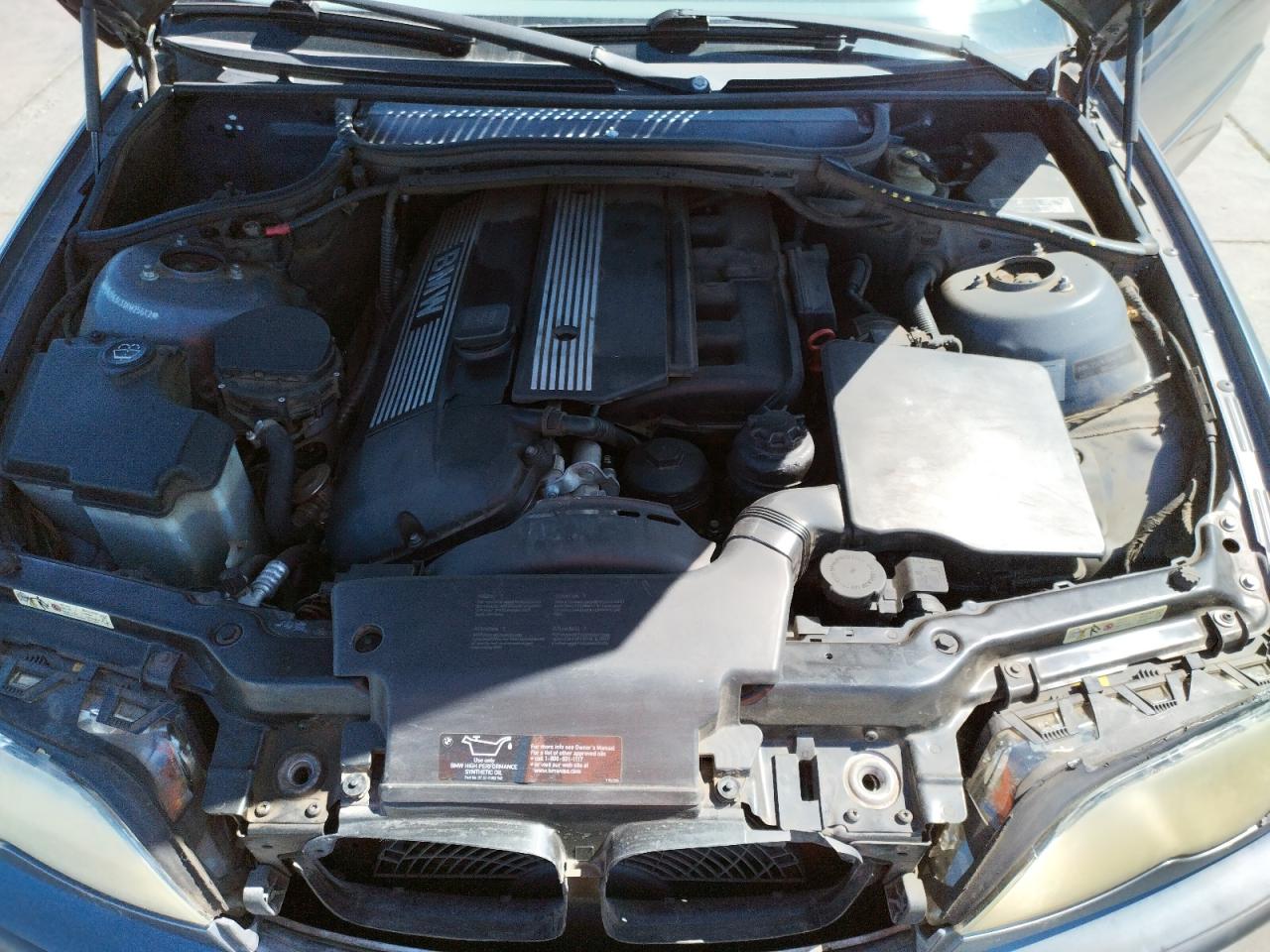Photo 7 from auction – 2003 BMW 330 I with VIN WBAEV53433KM25642