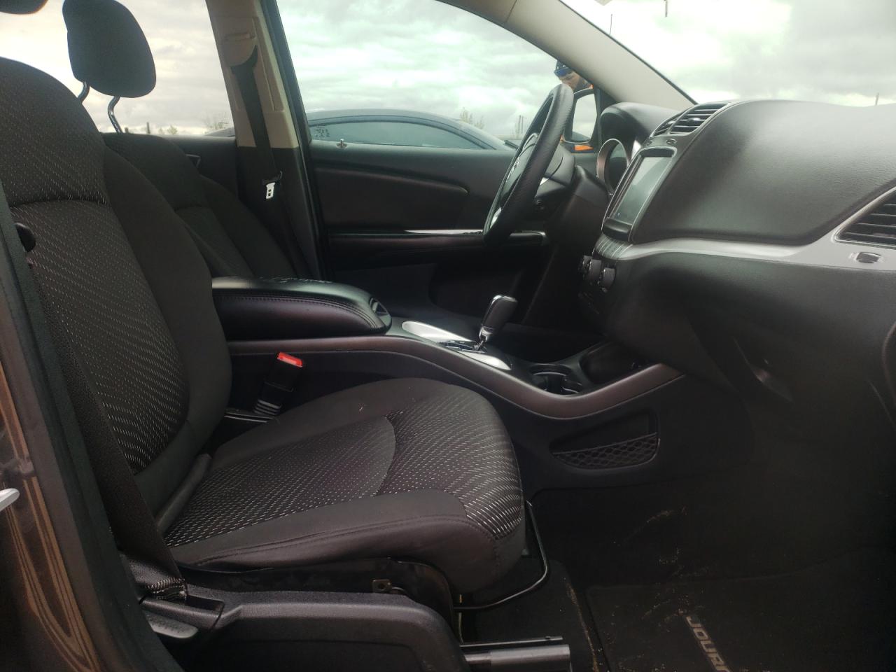 Photo 5 from auction – 2015 DODGE JOURNEY SX with VIN 3C4PDCBG1FT532156
