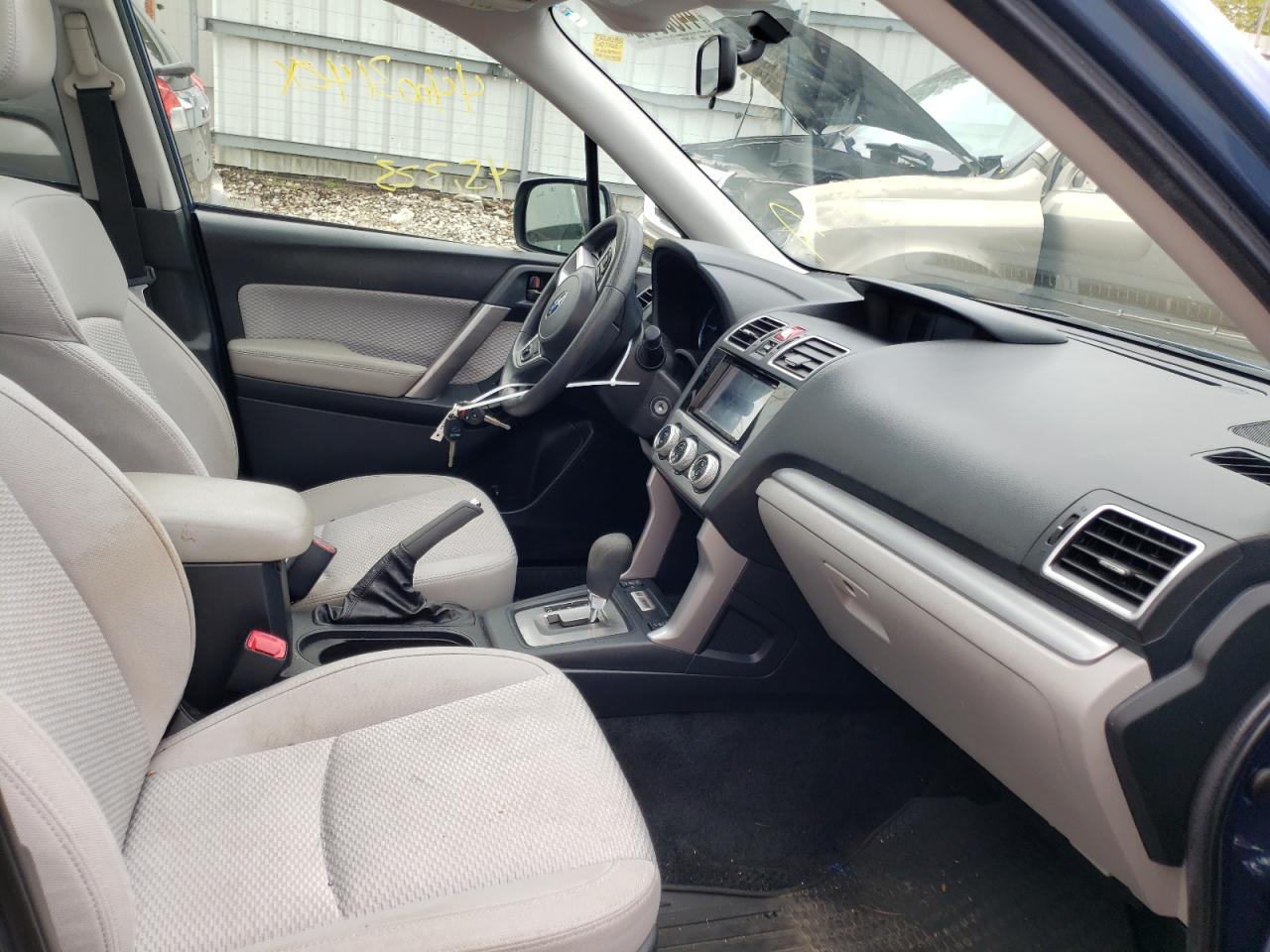 Photo 5 from auction – 2018 SUBARU FORESTER 2 with VIN JF2SJAGC9JH412711