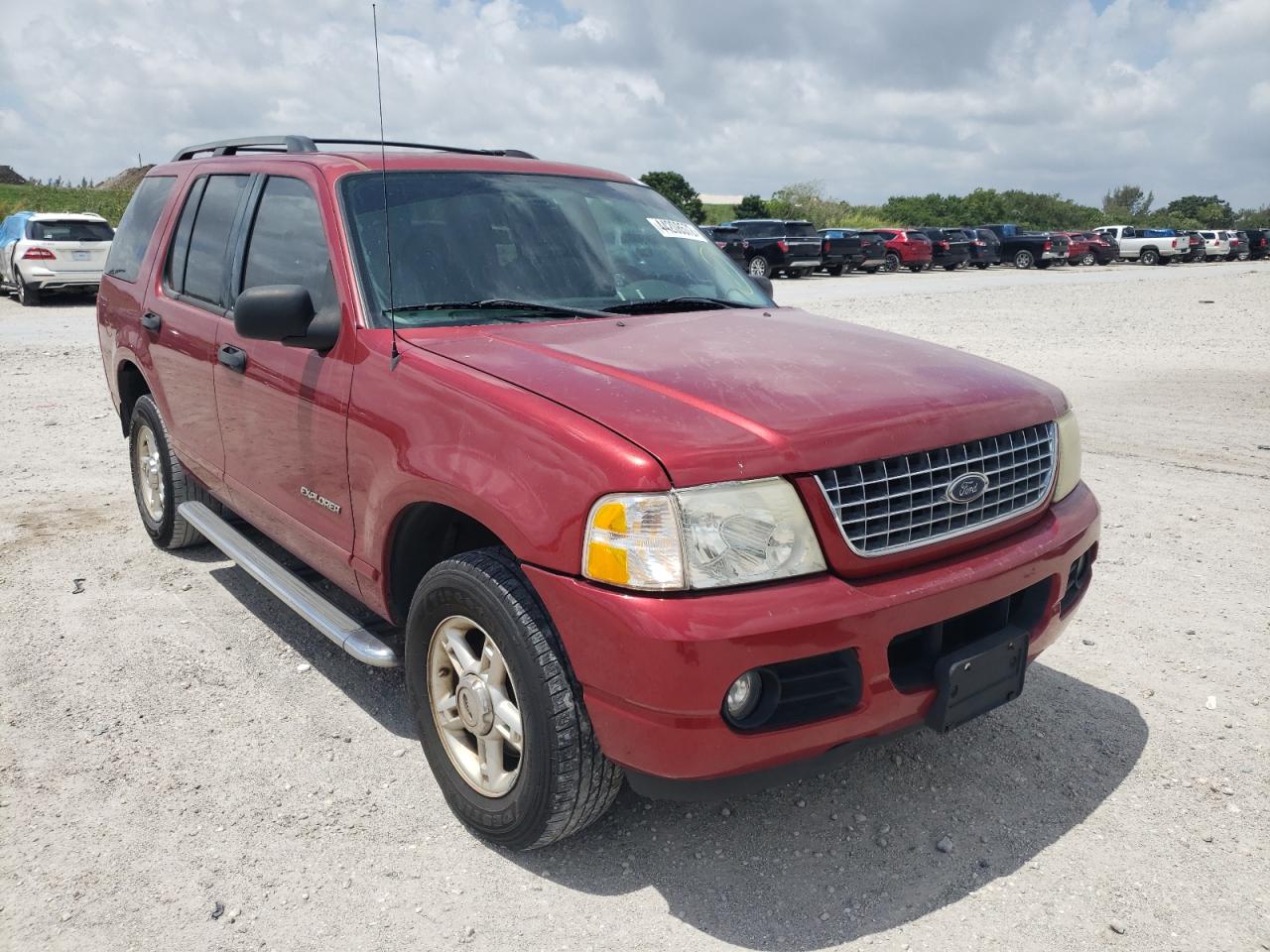 FORD EXPLORER X 2004 with VIN 1FMZU63W24UC38425 - Photo from auction