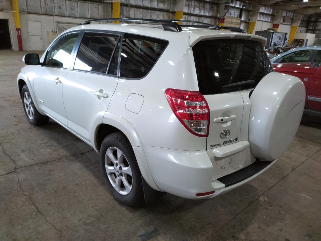 Photo 3 from auction – 2010 TOYOTA RAV4 LIMIT with VIN JTMDK4DV8A5093556