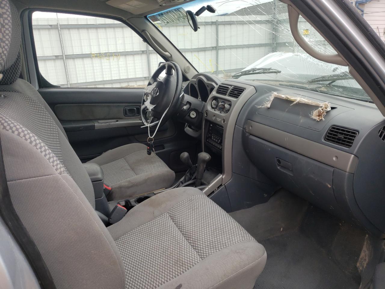 Photo 5 from auction – 2003 NISSAN FRONTIER K with VIN 1N6ED26Y23C411855