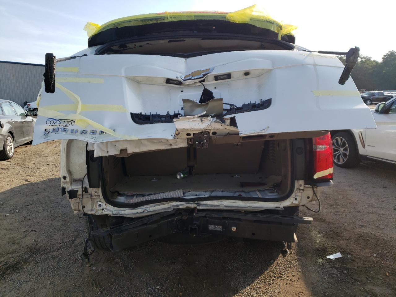 Photo 9 from auction – 2015 CHEVROLET SUBURBAN C with VIN 1GNSCJKC0FR555183