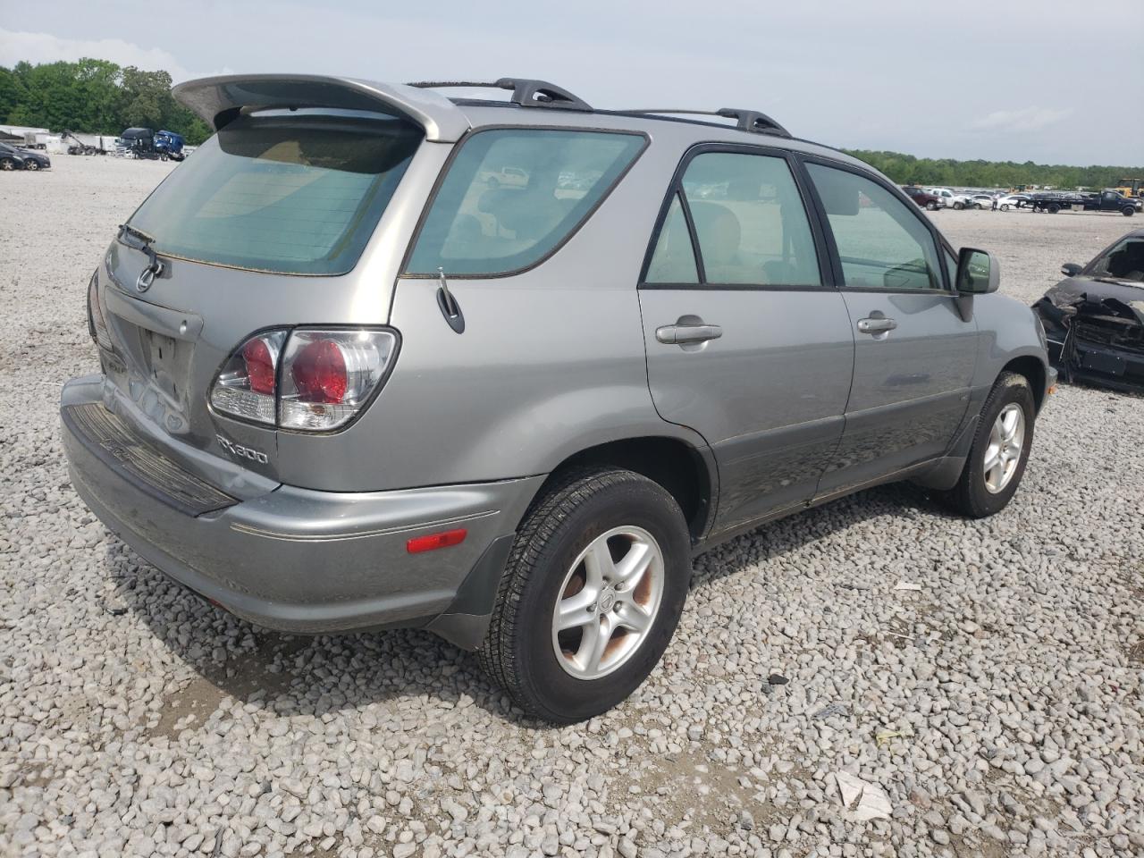 Zdjęcie 4 z aukcji – 2001 LEXUS RX 300 z VIN JTJHF10U010195977