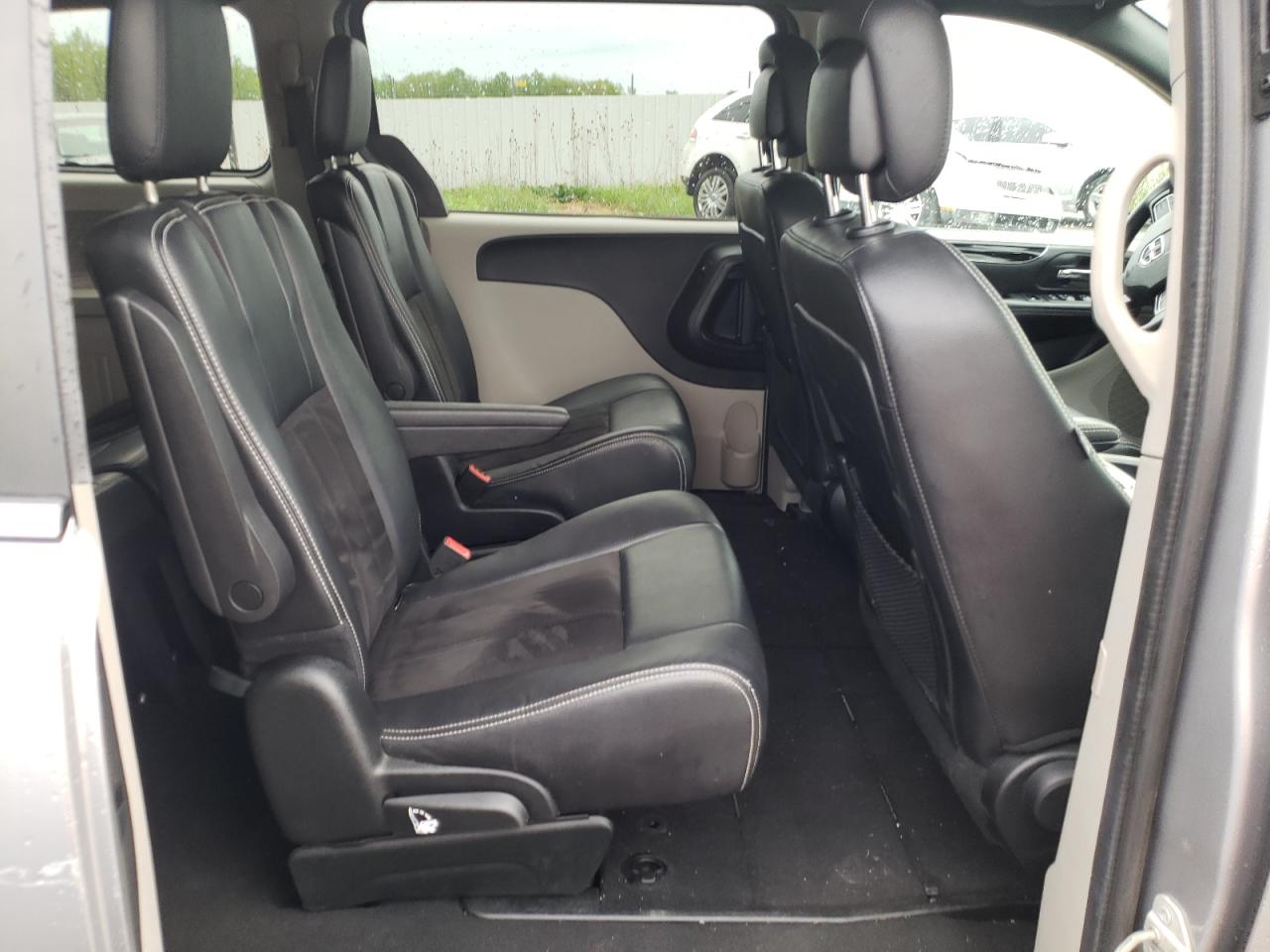 Photo 6 from auction – 2019 DODGE GRAND CARA with VIN 2C4RDGCG2KR563430