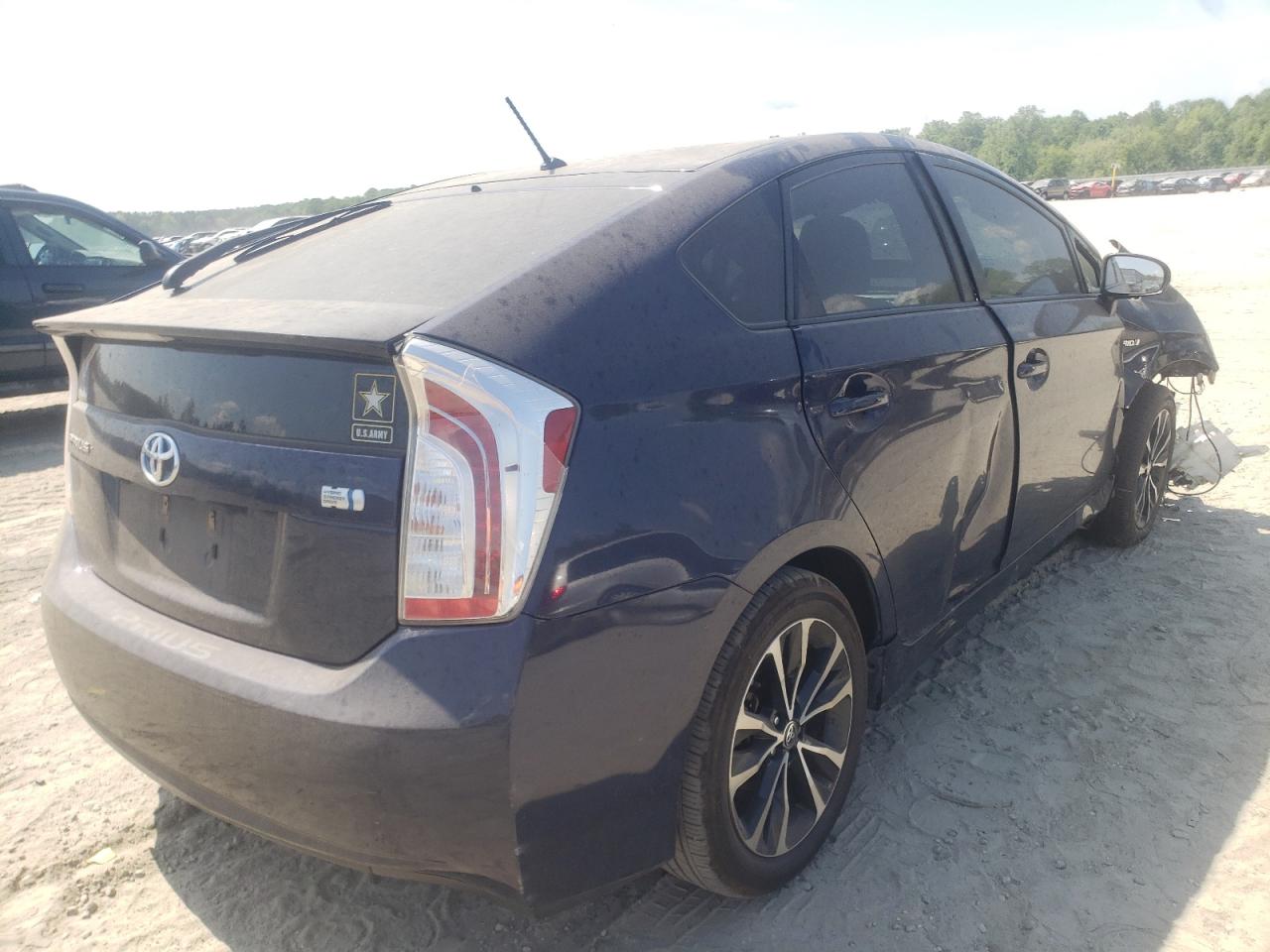 Photo 4 from auction – 2015 TOYOTA PRIUS with VIN JTDKN3DU4F1997662