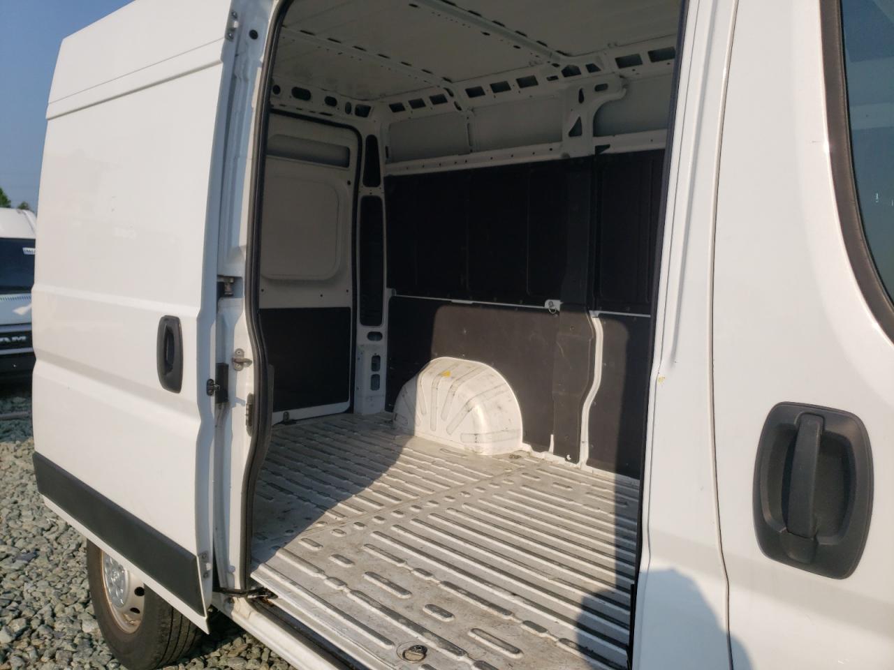 Photo 6 from auction – 2019 RAM PROMASTER with VIN 3C6TRVBG2KE547461