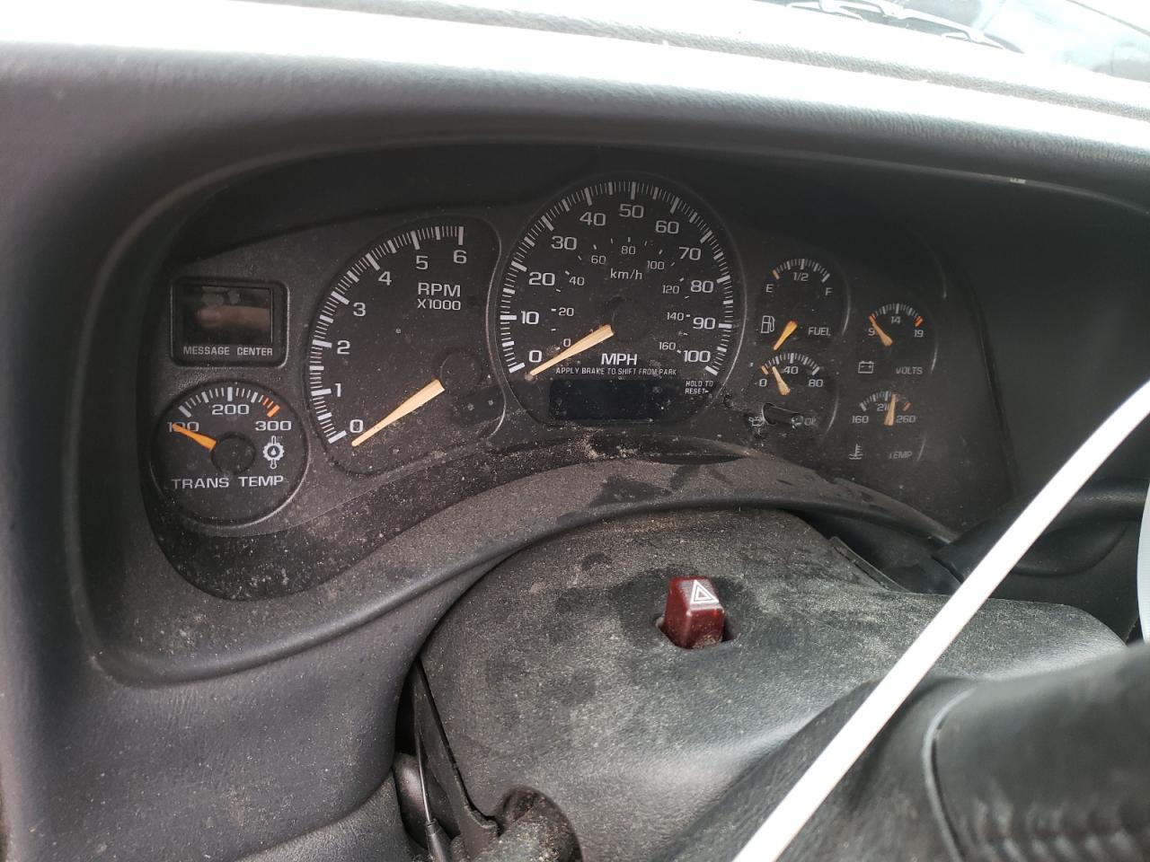 Photo 8 from auction – 2002 CHEVROLET SILVERADO with VIN 1GCGK29U22Z128510