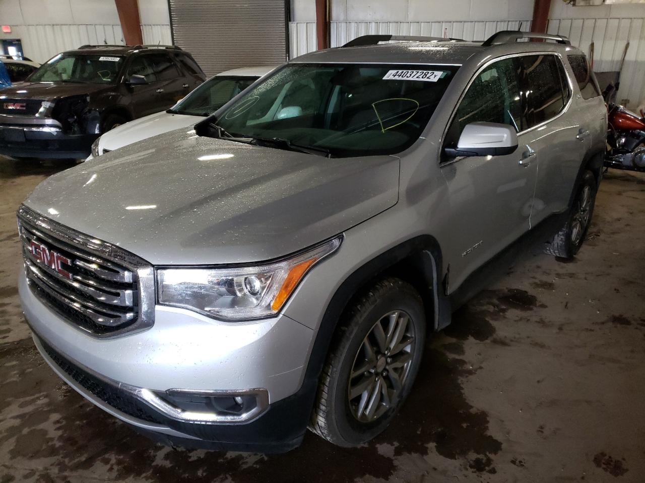 Photo 2 from auction – 2017 GMC ACADIA SLE with VIN 1GKKNSLS1HZ156935