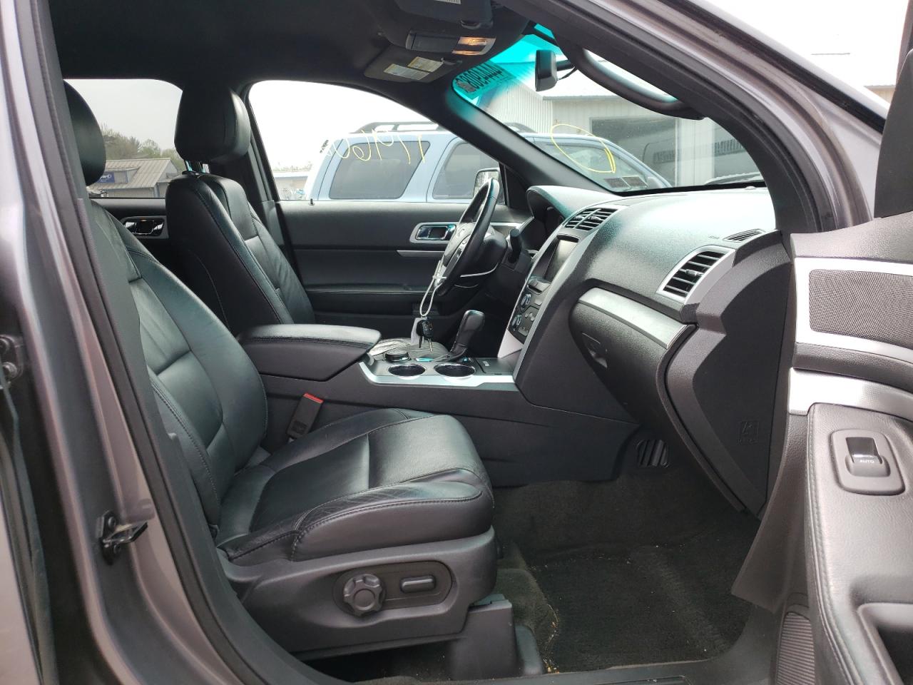 Photo 5 from auction – 2013 FORD EXPLORER X with VIN 1FM5K8D80DGC95348