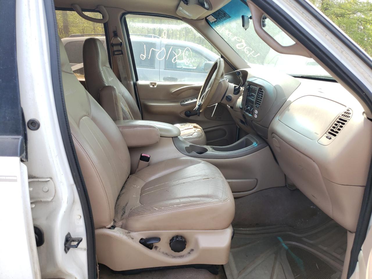 Photo 5 from auction – 1997 FORD EXPEDITION with VIN 1FMFU18L2VLA61824