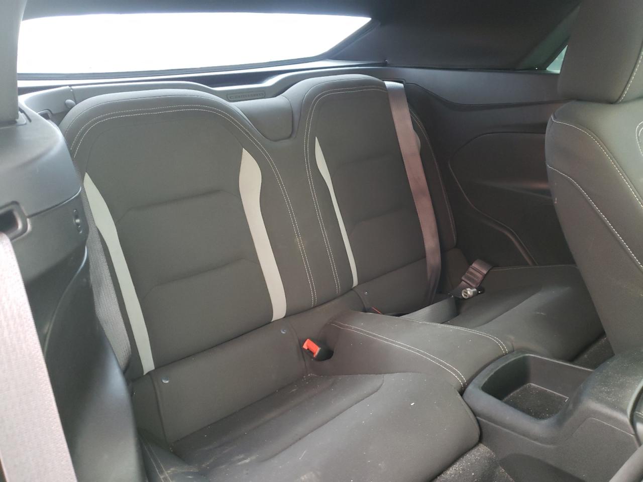 Photo 6 from auction – 2017 CHEVROLET CAMARO LT with VIN 1G1FB3DS4H0170562
