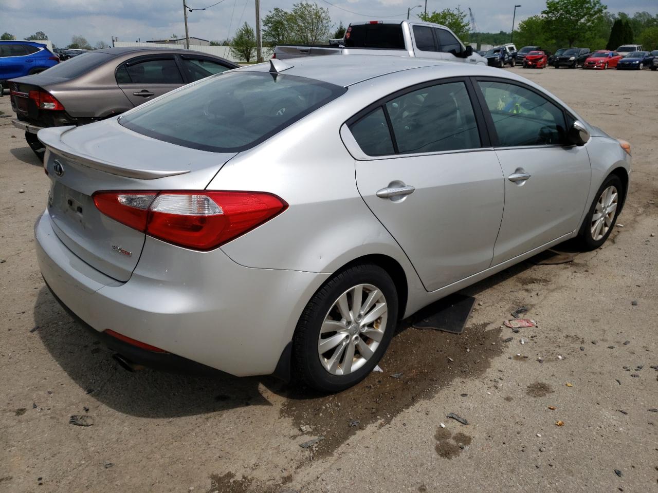 Photo 4 from auction – 2014 KIA FORTE EX with VIN KNAFX4A85E5169830
