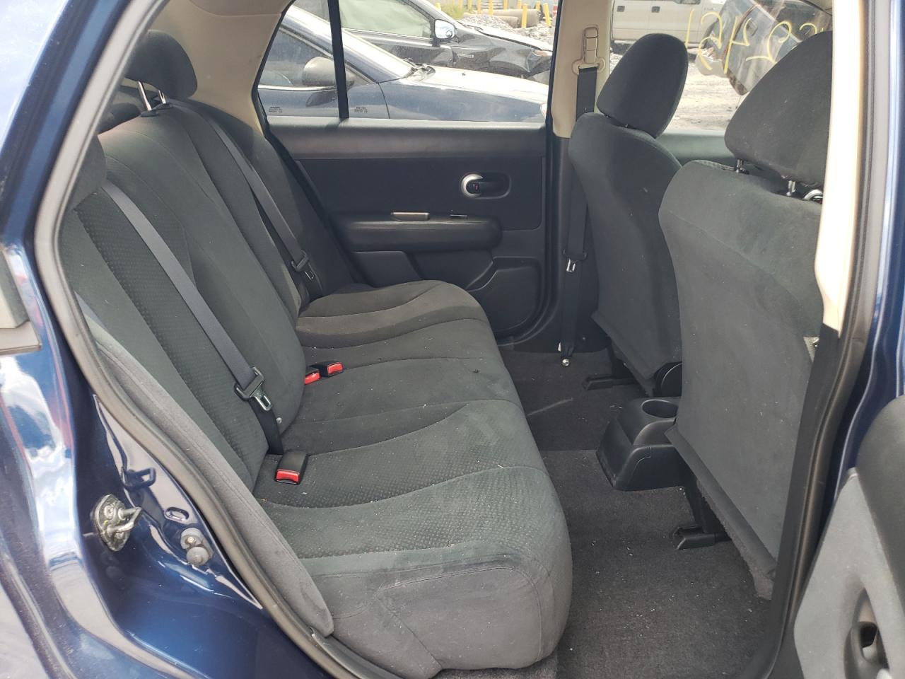 Photo 6 from auction – 2011 NISSAN VERSA S with VIN 3N1BC1AP5BL448406
