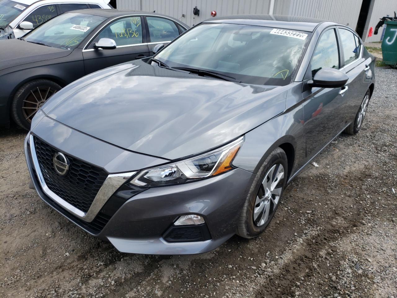 Photo 2 from auction – 2020 NISSAN ALTIMA S with VIN 1N4BL4BV3LC233301